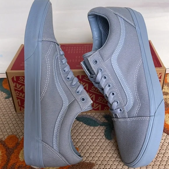 Vans WMNS Old Skool
Pastel Mono Dusty Blue
VN000CT8DSB
Sneakers - Picture 12 of 16